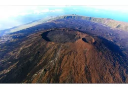 Piton de la Fournaise à La Réunion